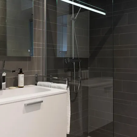 L-avenue 4* Brussels